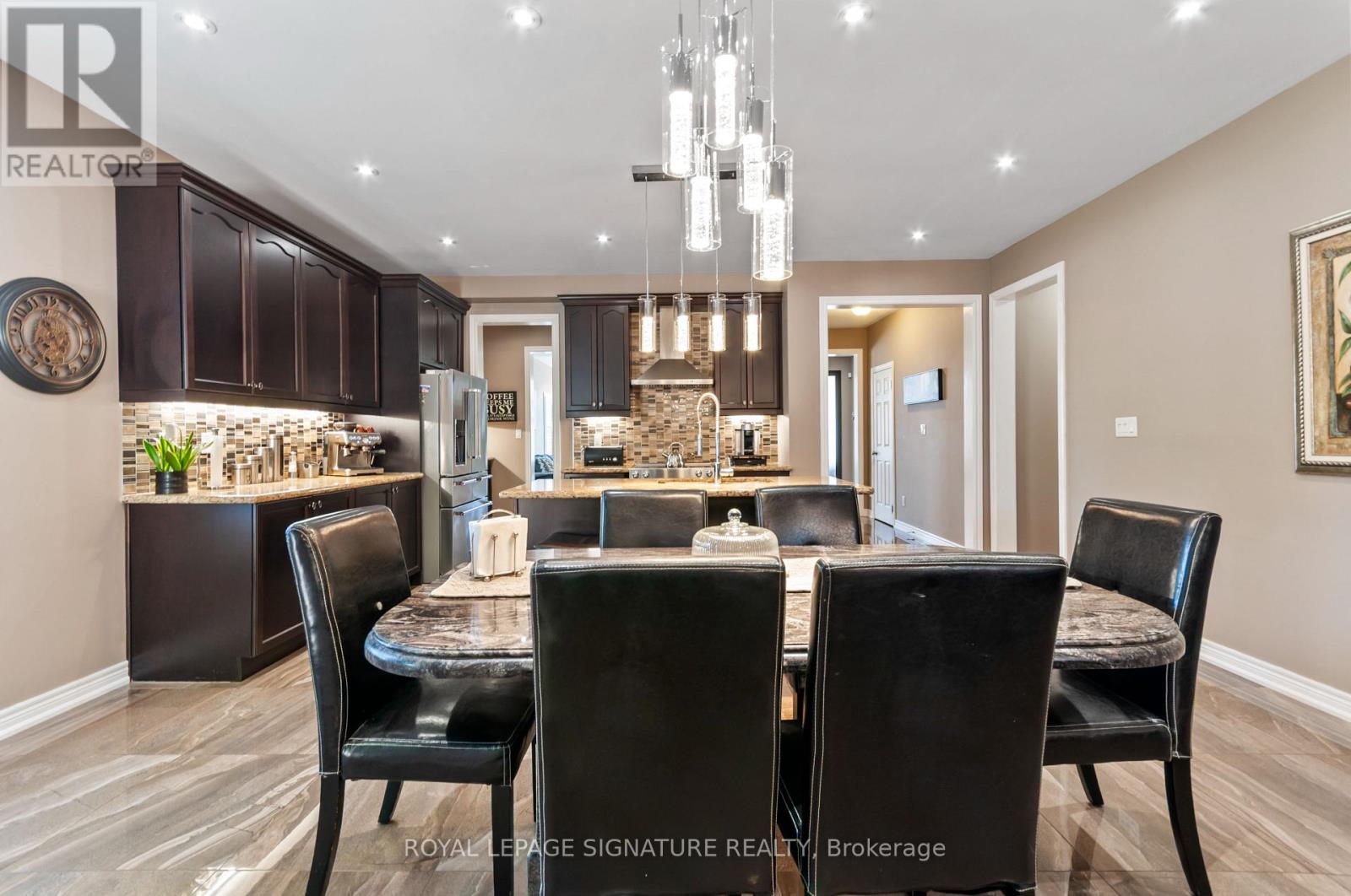 80 Sharpe Crescent, New Tecumseth (Tottenham), Ontario  L0G 1W0 - Photo 10 - N12857836