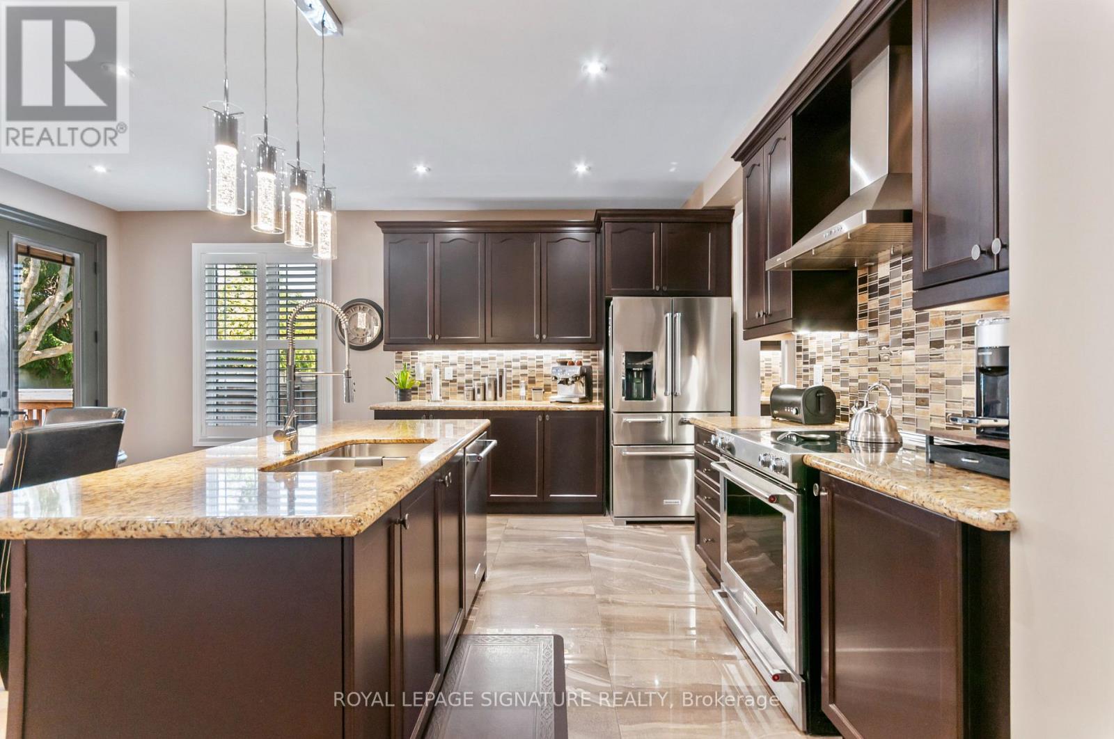 80 Sharpe Crescent, New Tecumseth (Tottenham), Ontario  L0G 1W0 - Photo 12 - N12857836