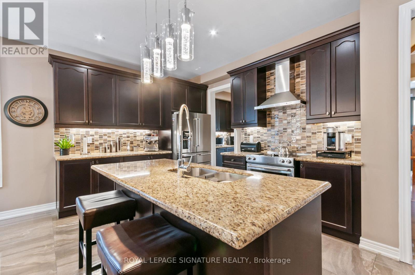 80 Sharpe Crescent, New Tecumseth (Tottenham), Ontario  L0G 1W0 - Photo 13 - N12857836