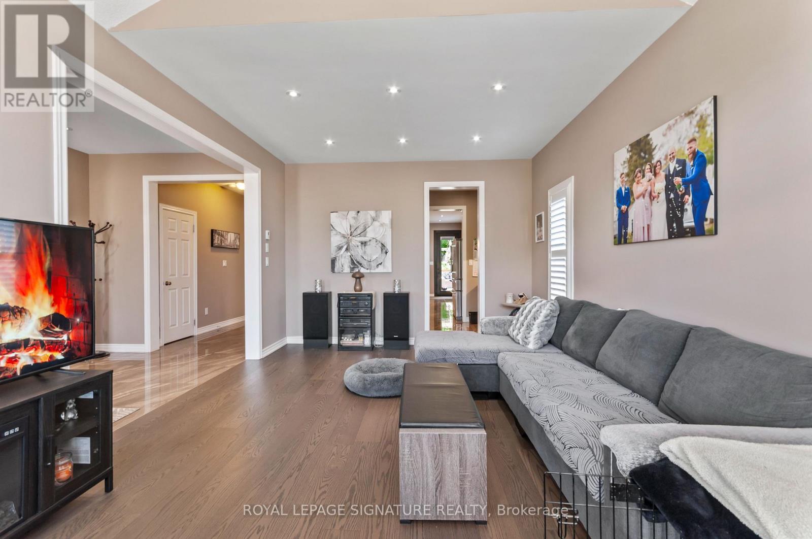 80 Sharpe Crescent, New Tecumseth (Tottenham), Ontario  L0G 1W0 - Photo 19 - N12857836