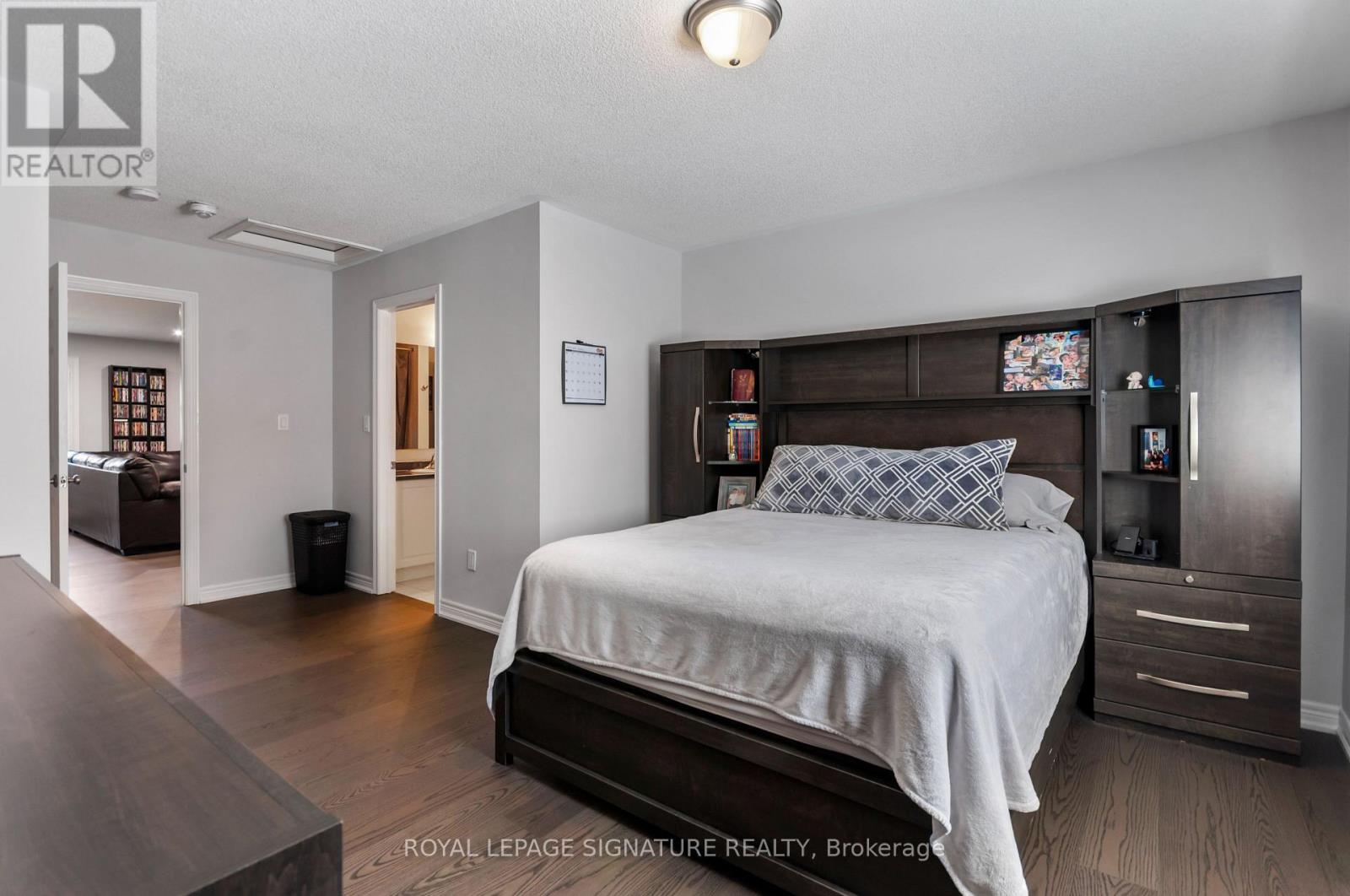 80 Sharpe Crescent, New Tecumseth (Tottenham), Ontario  L0G 1W0 - Photo 33 - N12857836