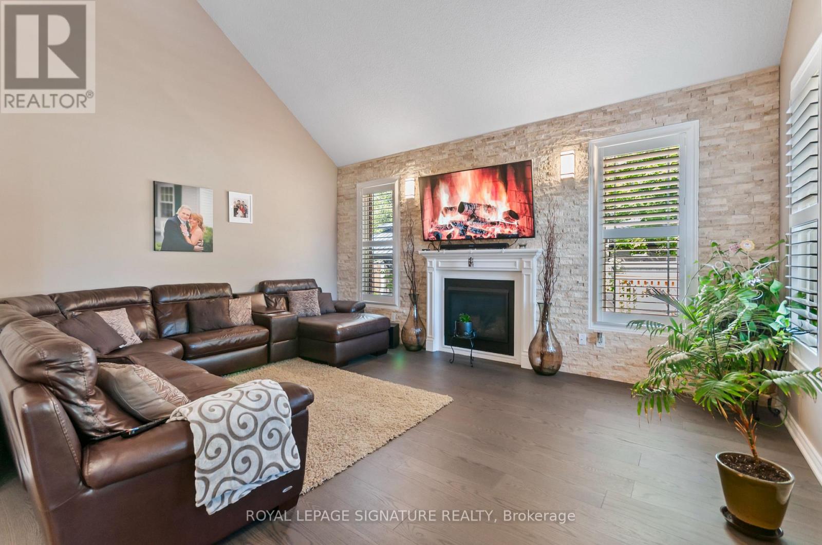 80 Sharpe Crescent, New Tecumseth (Tottenham), Ontario  L0G 1W0 - Photo 7 - N12857836