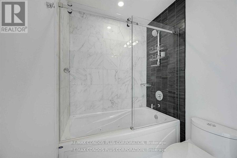 3805 - 33 Shore Breeze Drive, Toronto, Ontario  M8V 0G1 - Photo 8 - W12857824