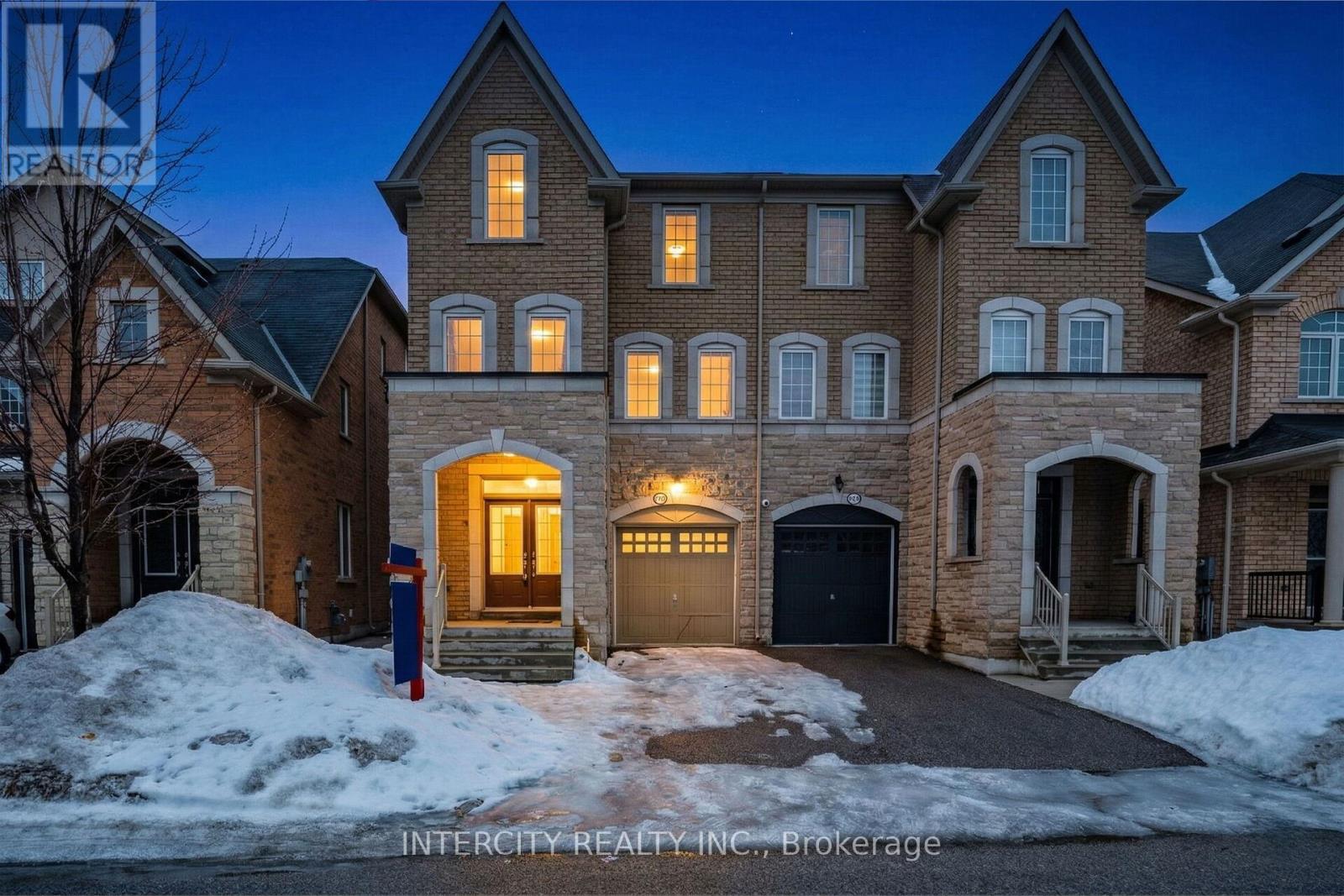 26 SUSSEXVALE DRIVE, Brampton, Ontario