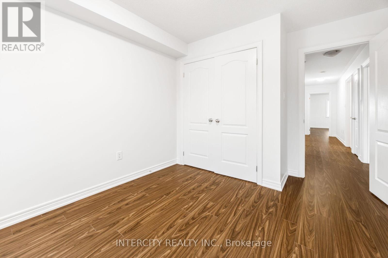 26 Sussexvale Drive, Brampton, Ontario  L6R 0W2 - Photo 27 - W12857838