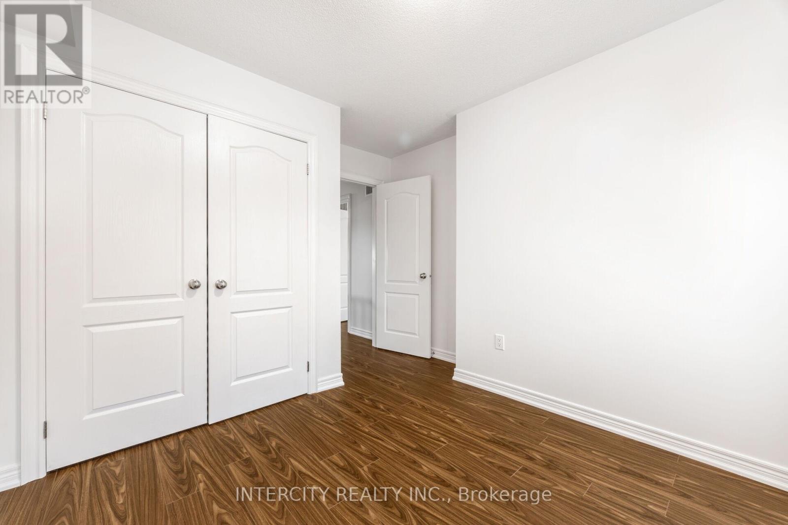 26 Sussexvale Drive, Brampton, Ontario  L6R 0W2 - Photo 28 - W12857838