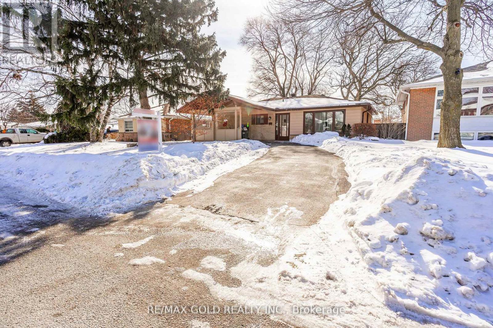 29 CHESTERFIELD ROAD, Brampton, Ontario