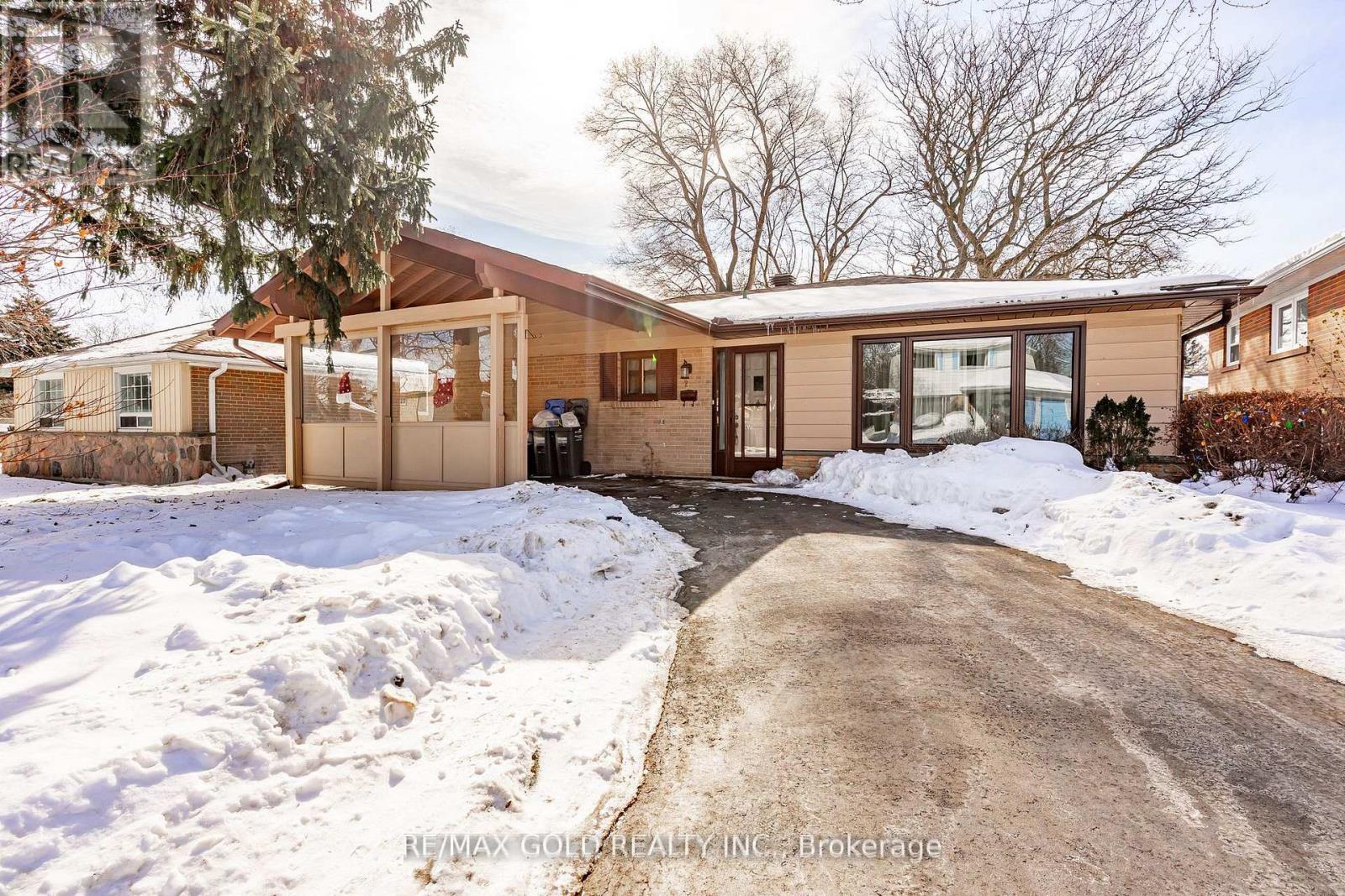 29 Chesterfield Road, Brampton, Ontario  L6W 1L2 - Photo 3 - W12857840