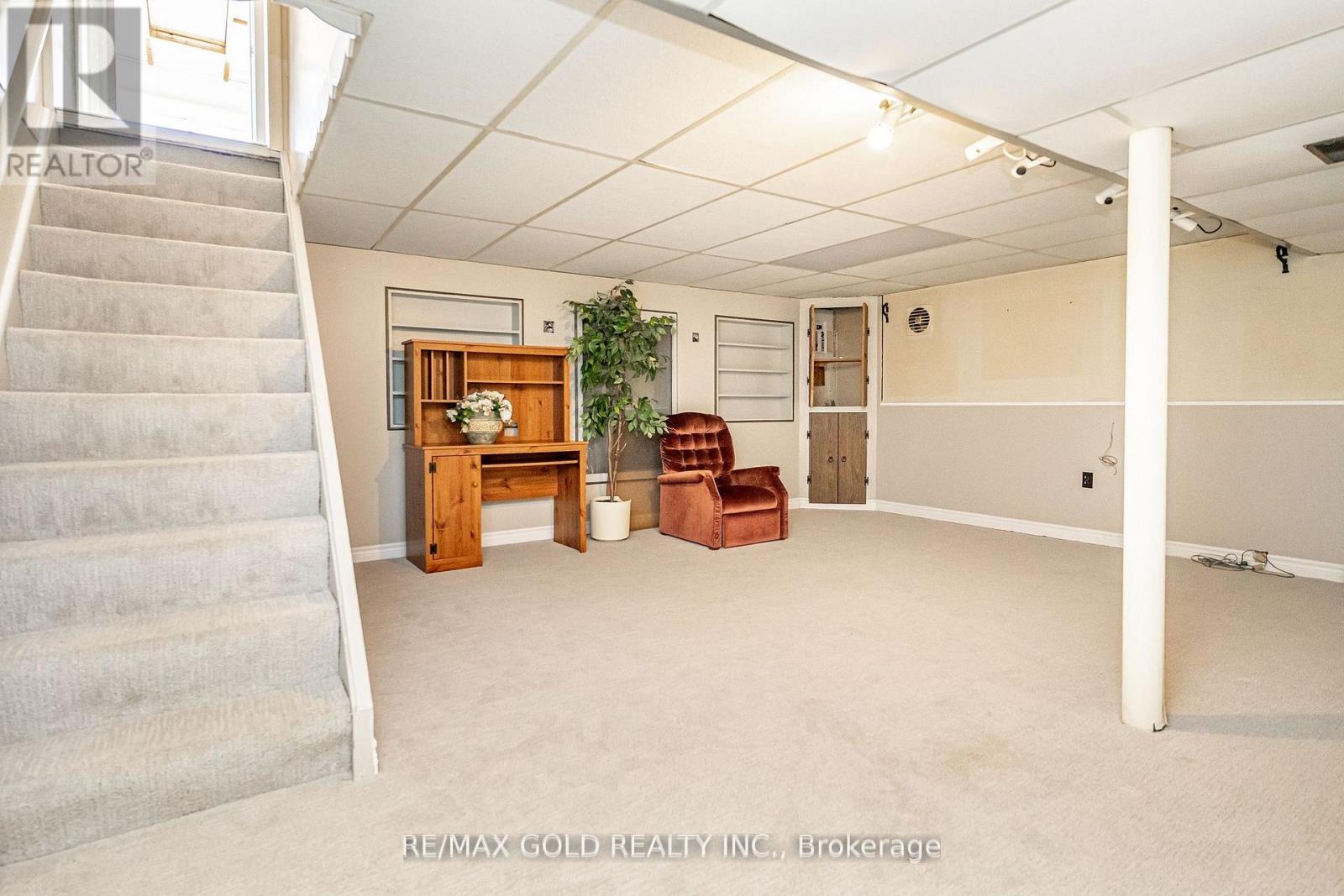 29 Chesterfield Road, Brampton, Ontario  L6W 1L2 - Photo 32 - W12857840