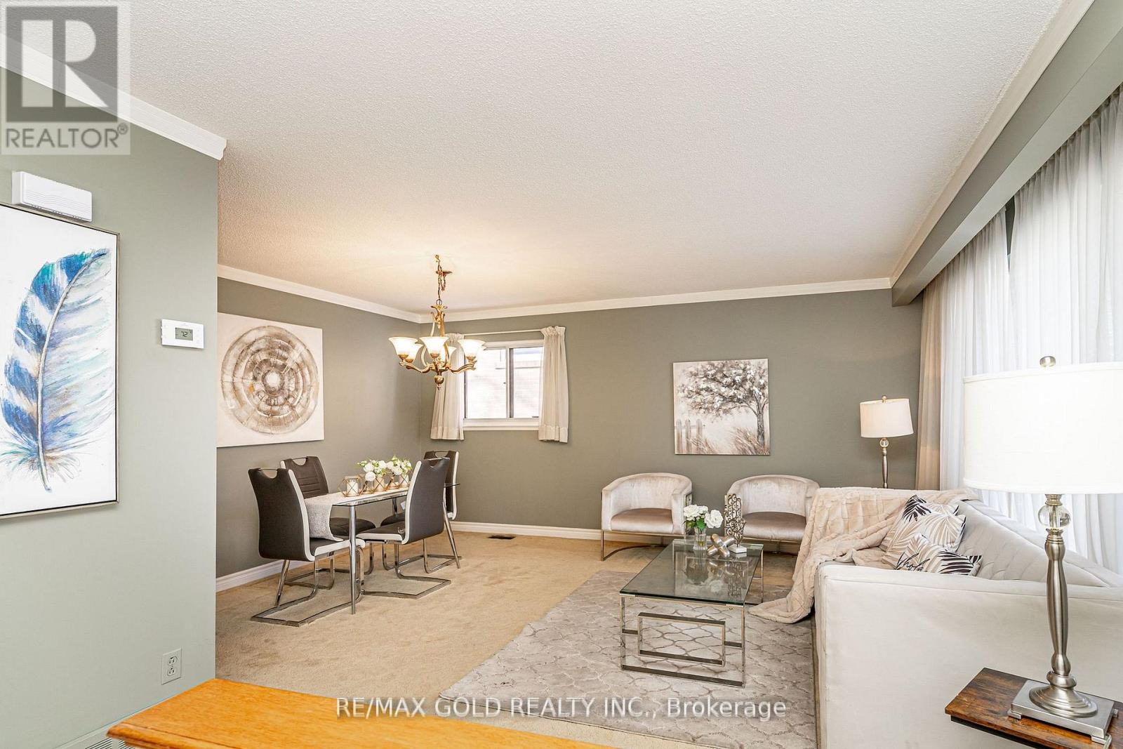 29 Chesterfield Road, Brampton, Ontario  L6W 1L2 - Photo 8 - W12857840