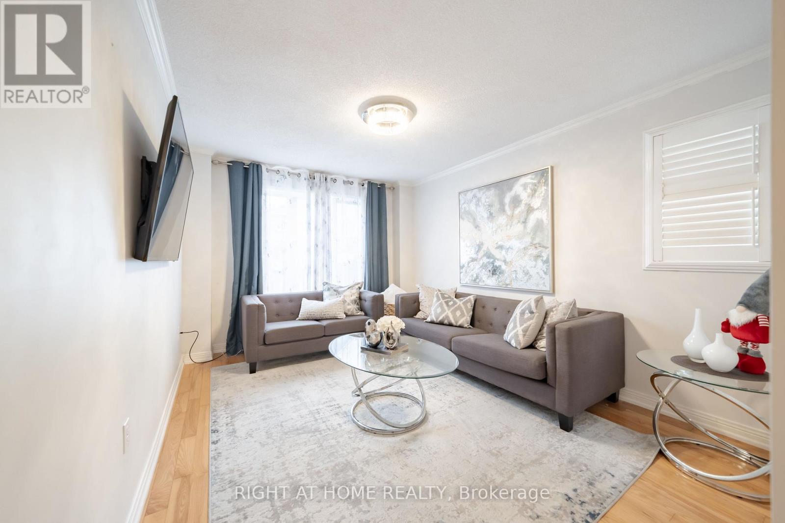 21 - 370 Riddell Court, Newmarket (Gorham-College Manor), Ontario  L3Y 8M8 - Photo 10 - N12677304