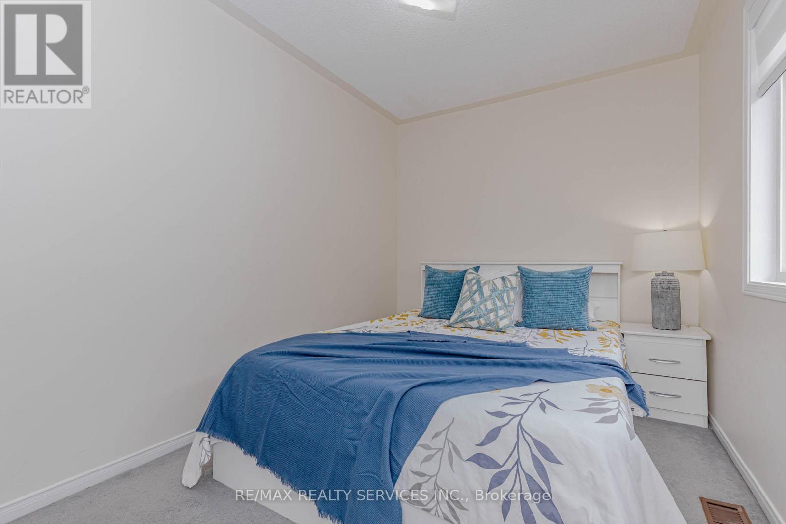 102 Sand Cherry Crescent, Brampton, Ontario  L6R 3B2 - Photo 33 - W12857112