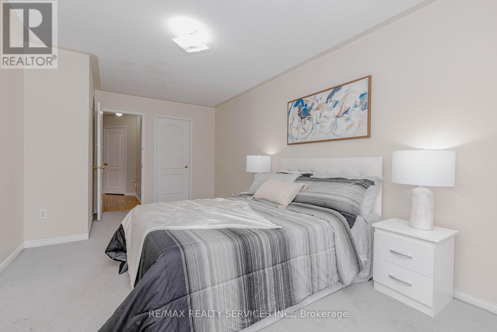 102 Sand Cherry Crescent, Brampton, Ontario  L6R 3B2 - Photo 25 - W12857112