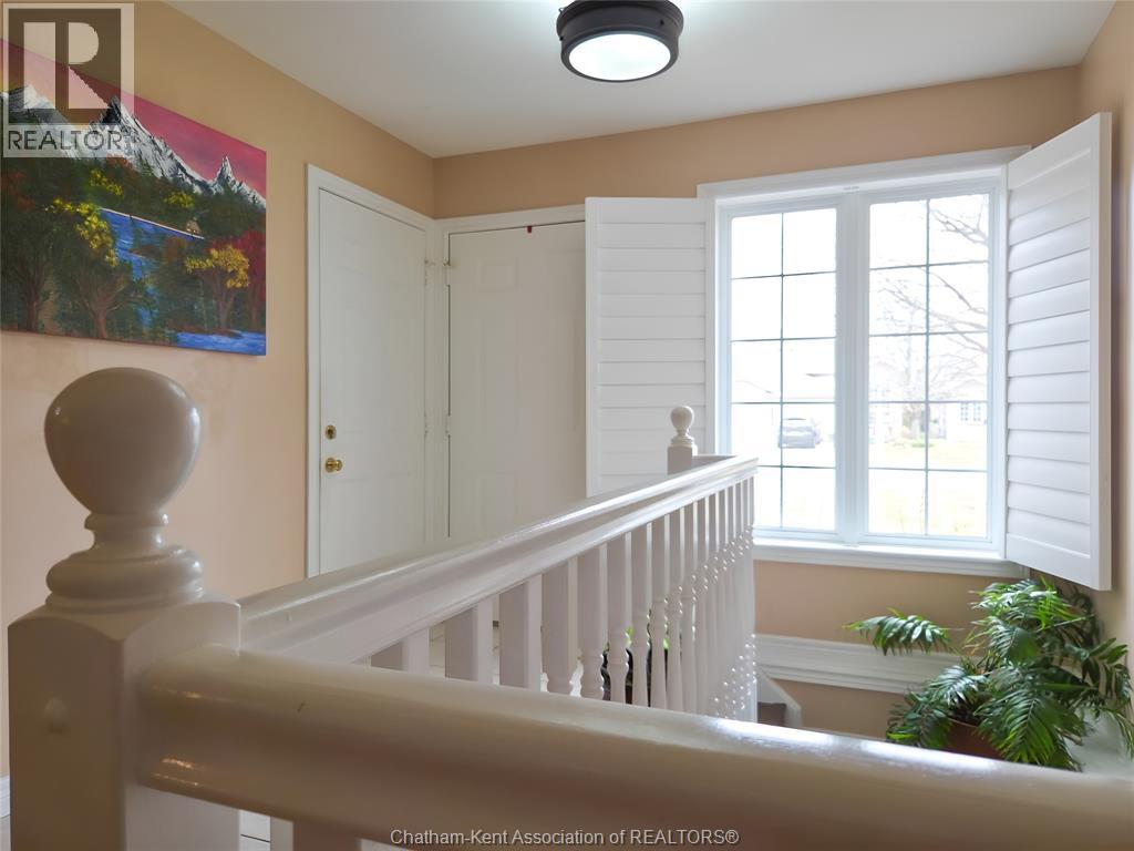 10 Villa Court, Chatham, Ontario  N7L 5P5 - Photo 14 - 26002562