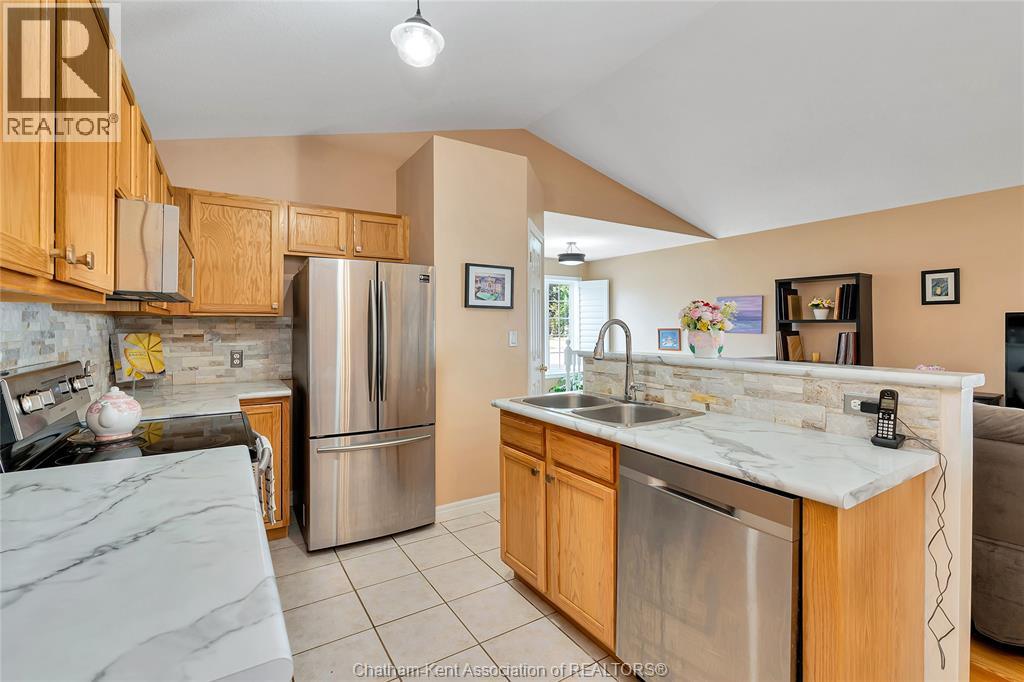 10 Villa Court, Chatham, Ontario  N7L 5P5 - Photo 18 - 26002562