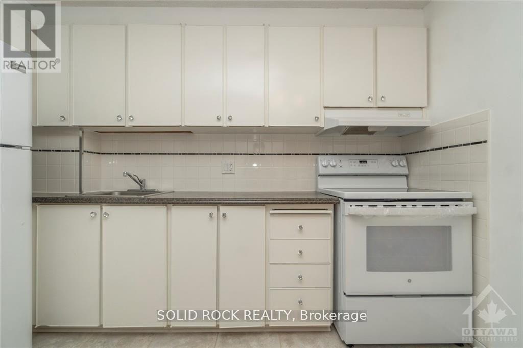 309 - 415 Greenview Avenue, Ottawa, Ontario  K2B 8G5 - Photo 10 - X12857856