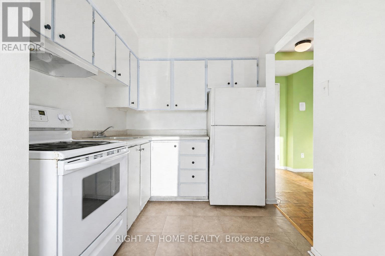 305b - 2044 Arrowsmith Drive, Ottawa, Ontario  K1J 7V8 - Photo 7 - X12857858