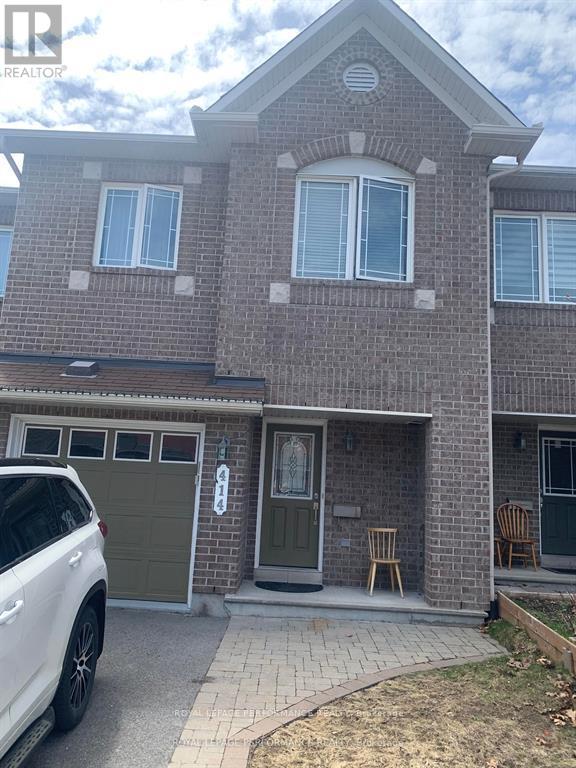 414 Galatina Way, Ottawa, Ontario  K2K 0E7 - Photo 2 - X12857916