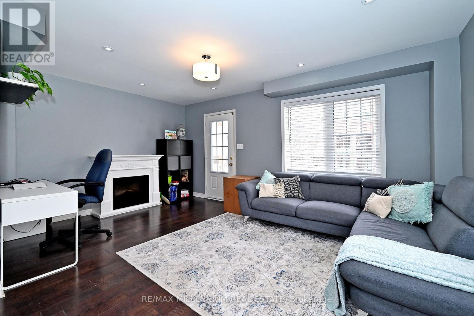 21 Hesketh Road, Ajax, Ontario  L1Z 0K6 - Photo 3 - E12857292