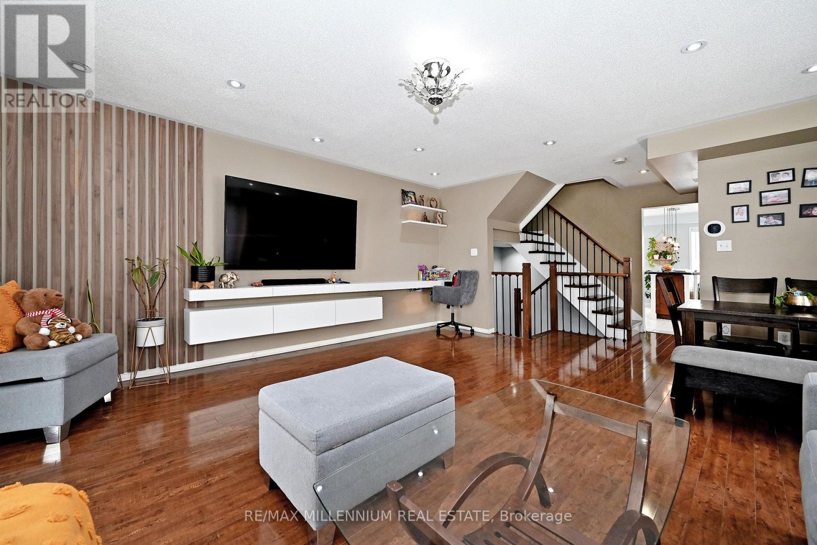 21 Hesketh Road, Ajax, Ontario  L1Z 0K6 - Photo 5 - E12857292