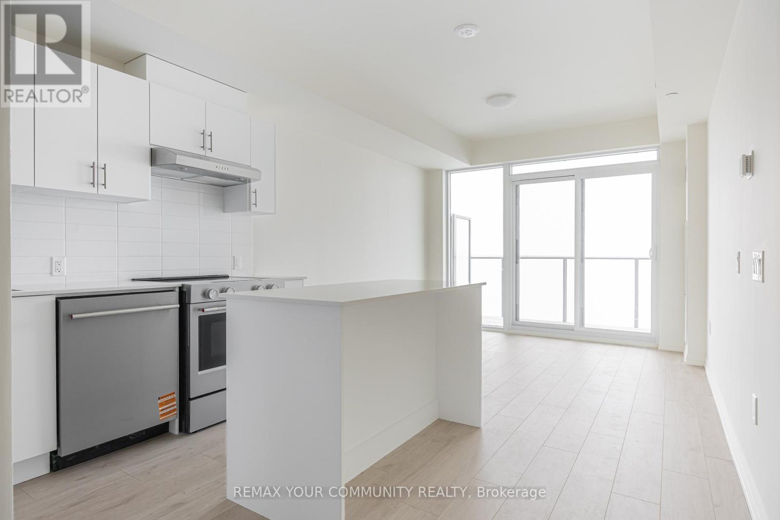 2307 - 27 Korda Gate, Vaughan (Vellore Village), Ontario  L4K 0P6 - Photo 5 - N12851432