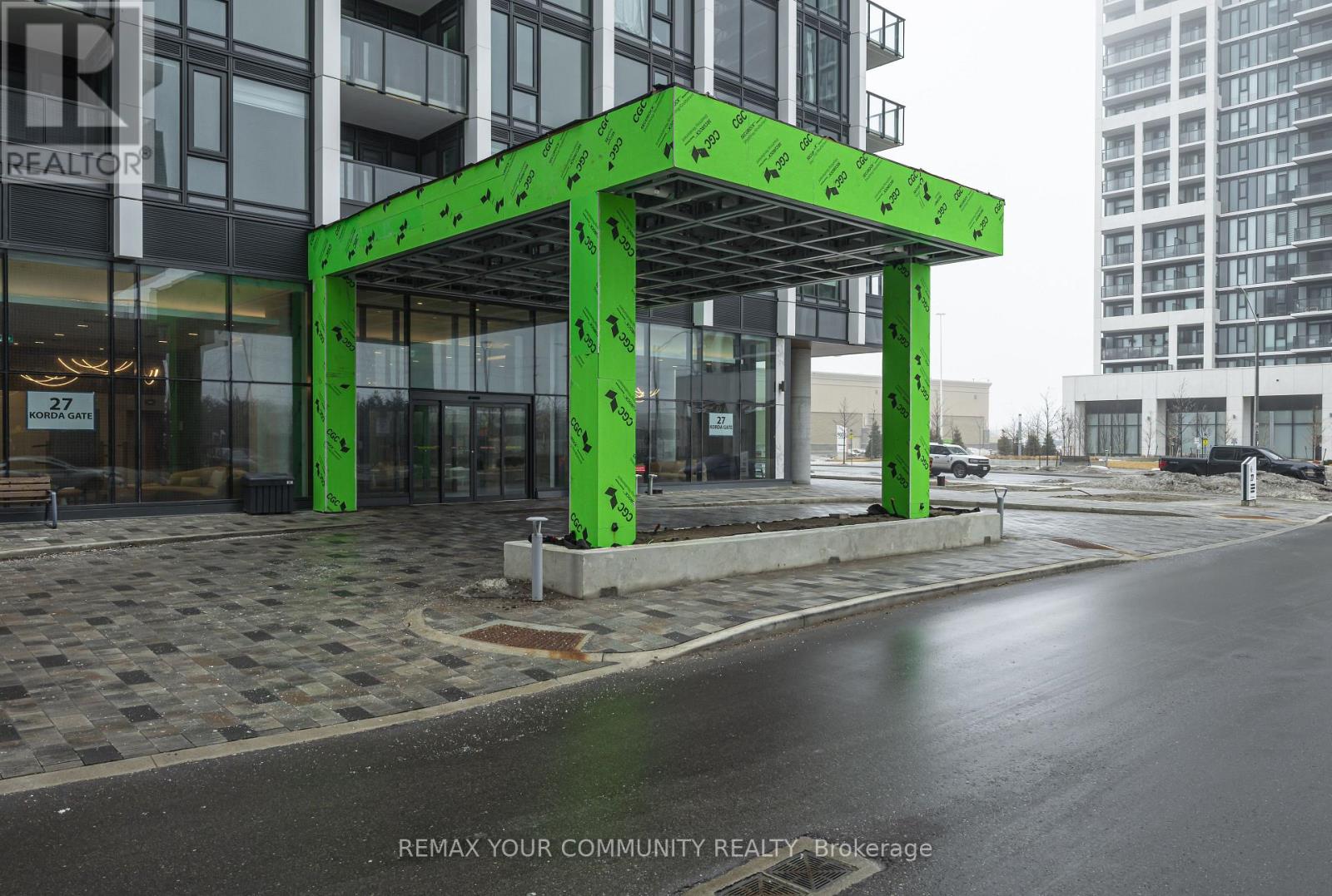 2307 - 27 Korda Gate, Vaughan (Vellore Village), Ontario  L4K 0P6 - Photo 2 - N12851432