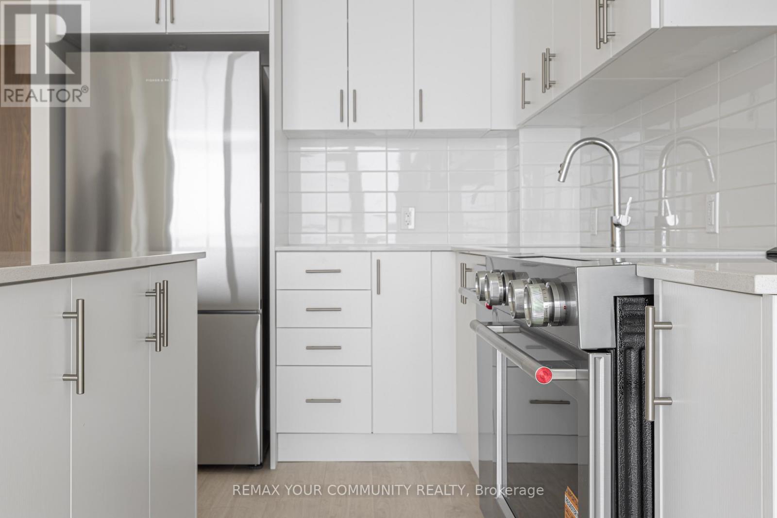 2307 - 27 Korda Gate, Vaughan (Vellore Village), Ontario  L4K 0P6 - Photo 8 - N12851432