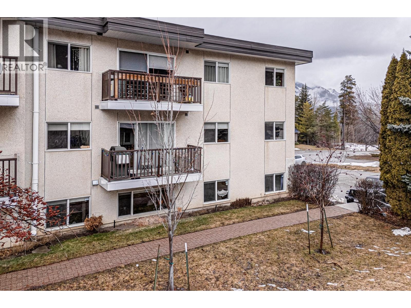 40 Ridgemont Avenue Unit# 102, Fernie, British Columbia  V0B 1M2 - Photo 39 - 10378235
