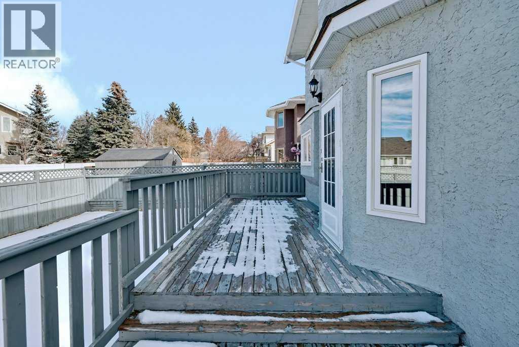 82 Wood Valley Drive Sw, Calgary, Alberta  T2W 5V6 - Photo 37 - A2290576
