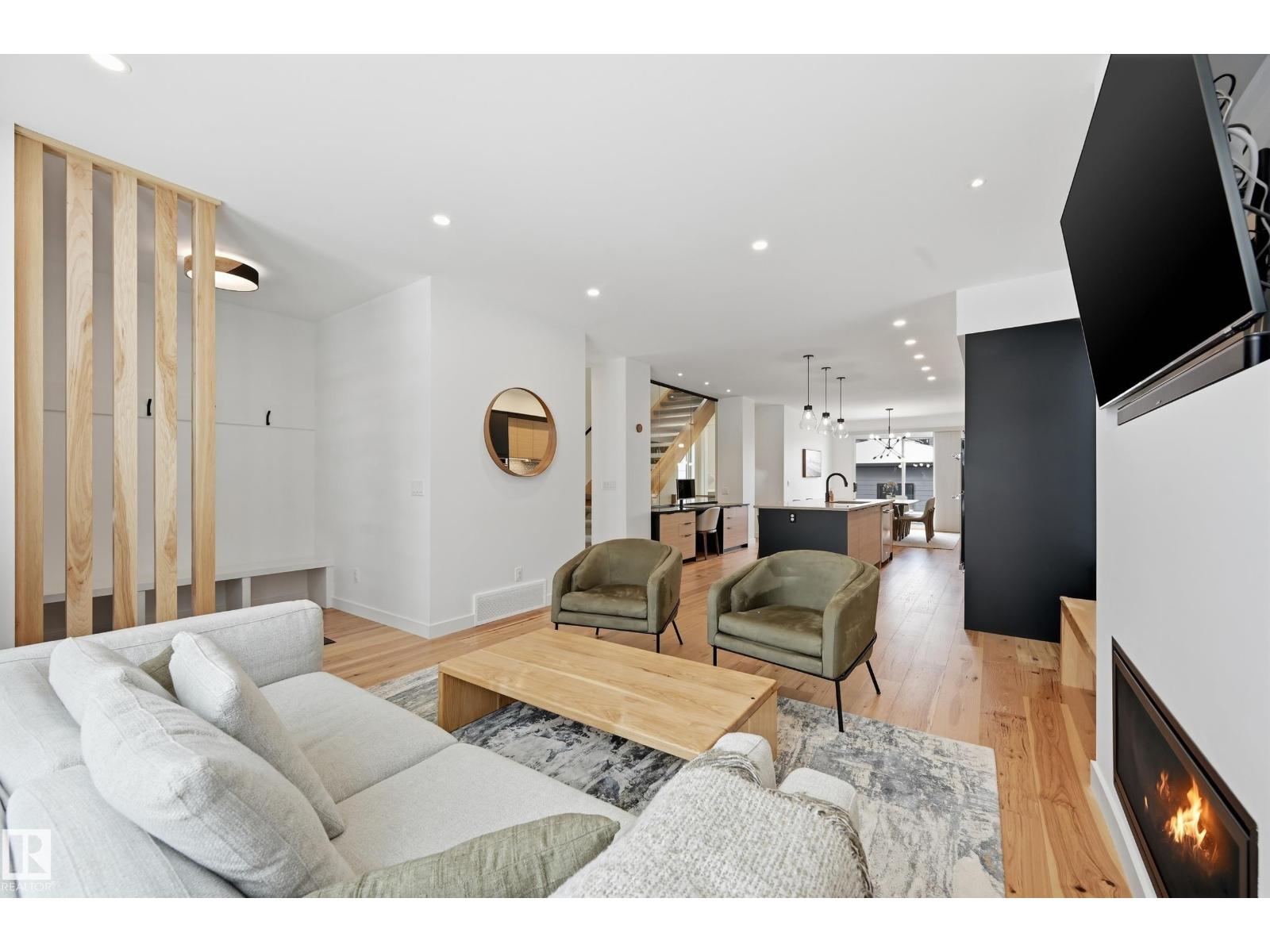 9644 83 St Nw, Edmonton, Alberta  T6C 3A2 - Photo 9 - E4476383