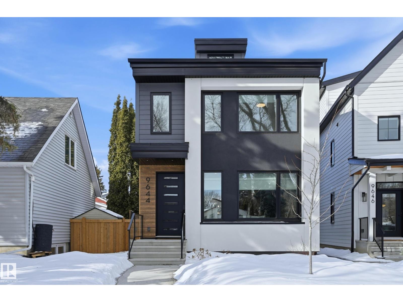 9644 83 St Nw, Edmonton, Alberta  T6C 3A2 - Photo 2 - E4476383