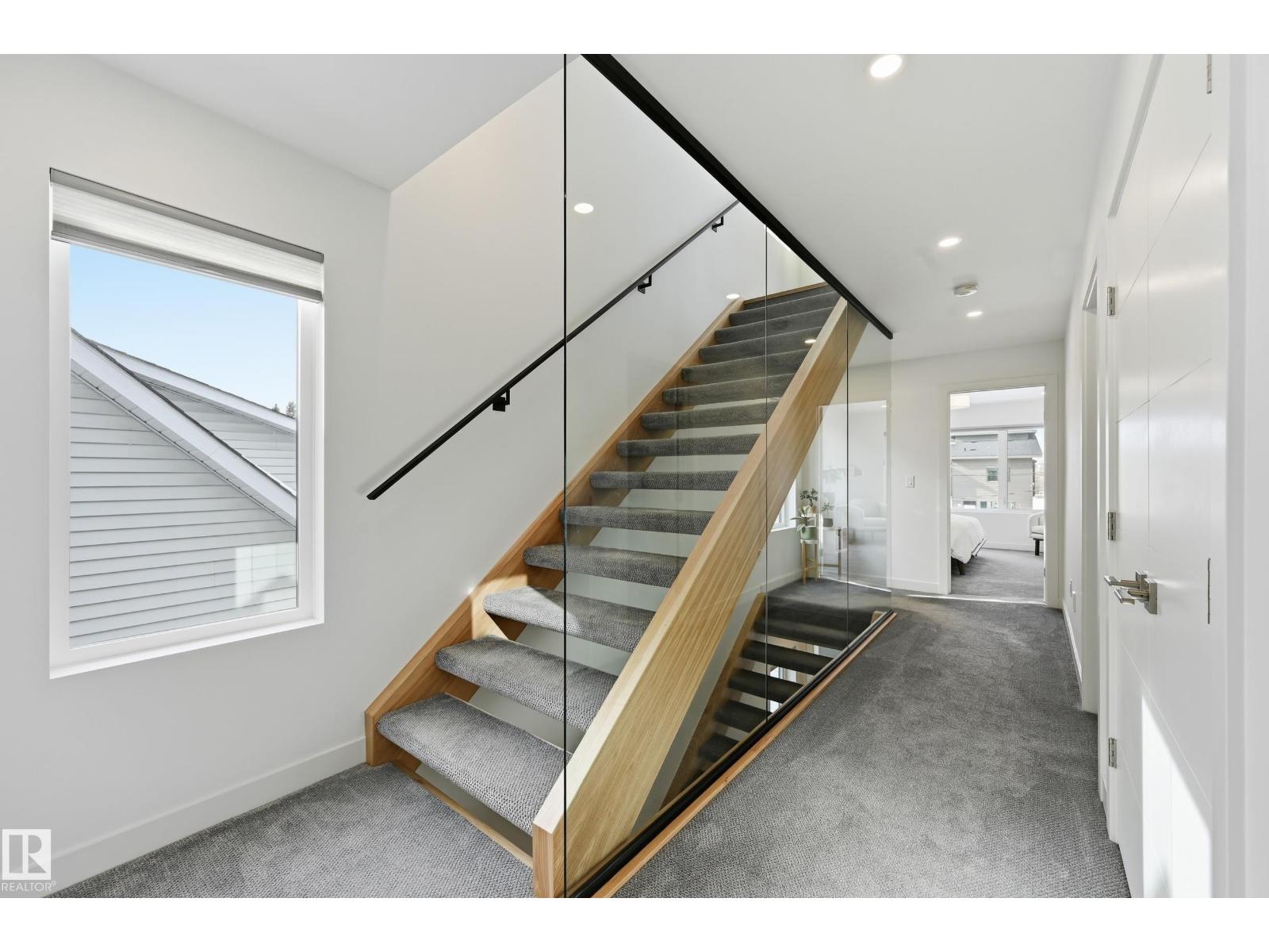 9644 83 St Nw, Edmonton, Alberta  T6C 3A2 - Photo 23 - E4476383