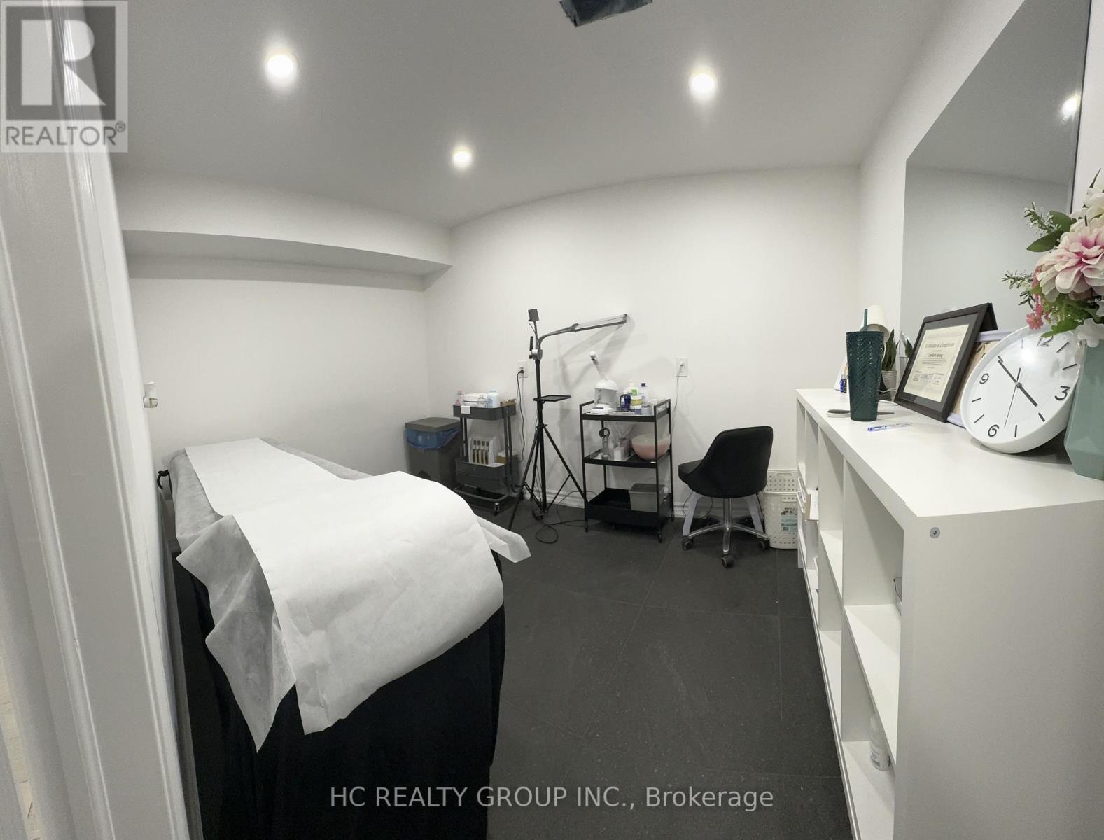 523 Eglington Avenue, Toronto, Ontario  M5N 1B1 - Photo 6 - C12857866