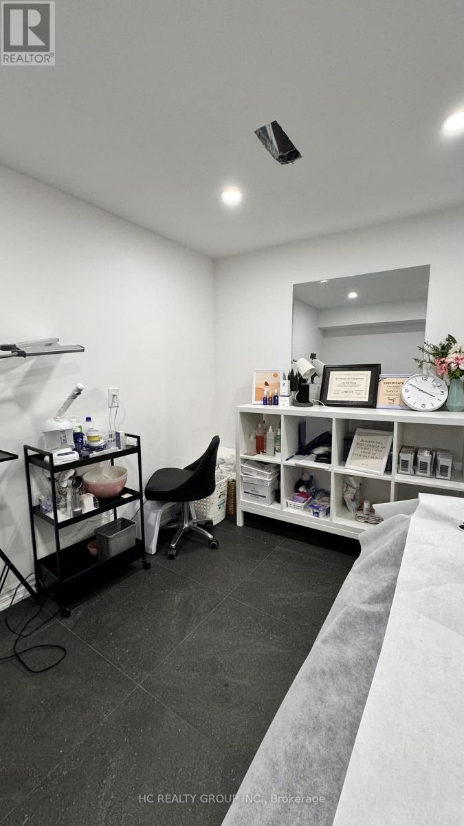 523 Eglington Avenue, Toronto, Ontario  M5N 1B1 - Photo 7 - C12857866