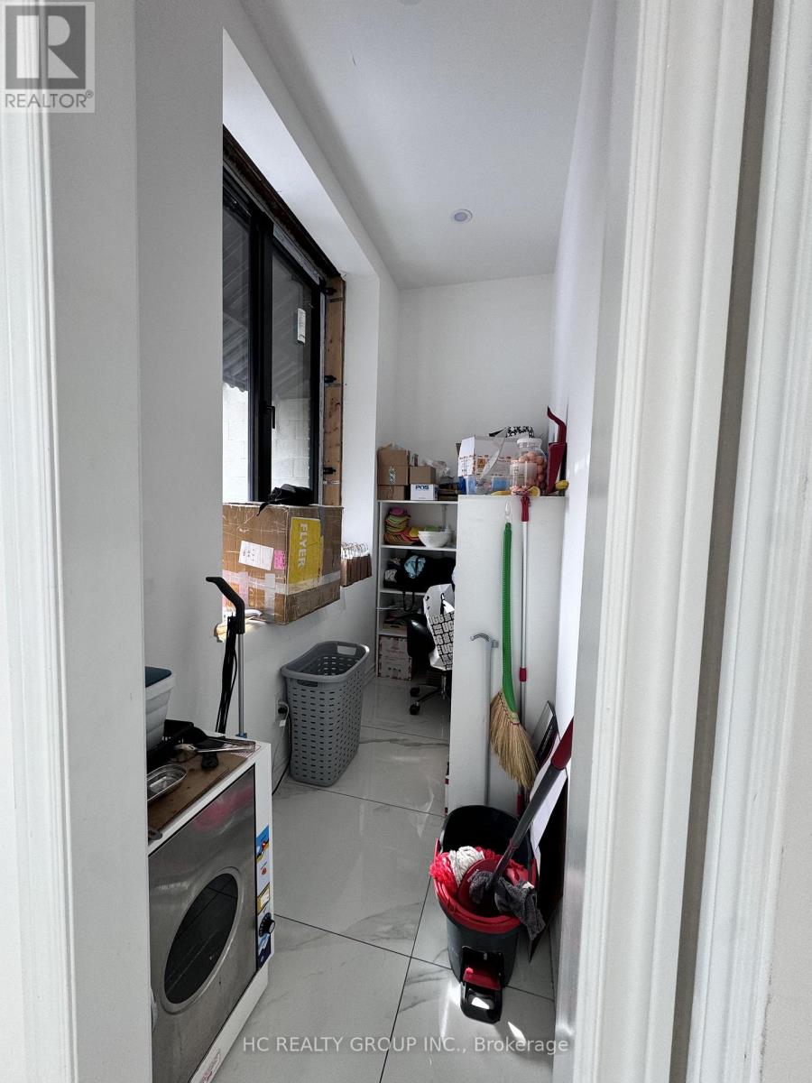 523 Eglington Avenue, Toronto, Ontario  M5N 1B1 - Photo 8 - C12857866