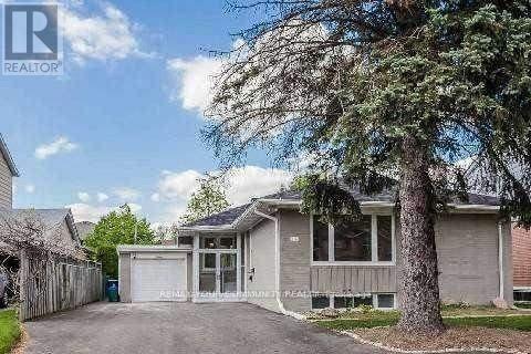 BSMT - 16 URBANDALE AVENUE, Toronto, Ontario