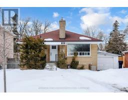 22 CANHAM CRESCENT, Toronto, Ontario