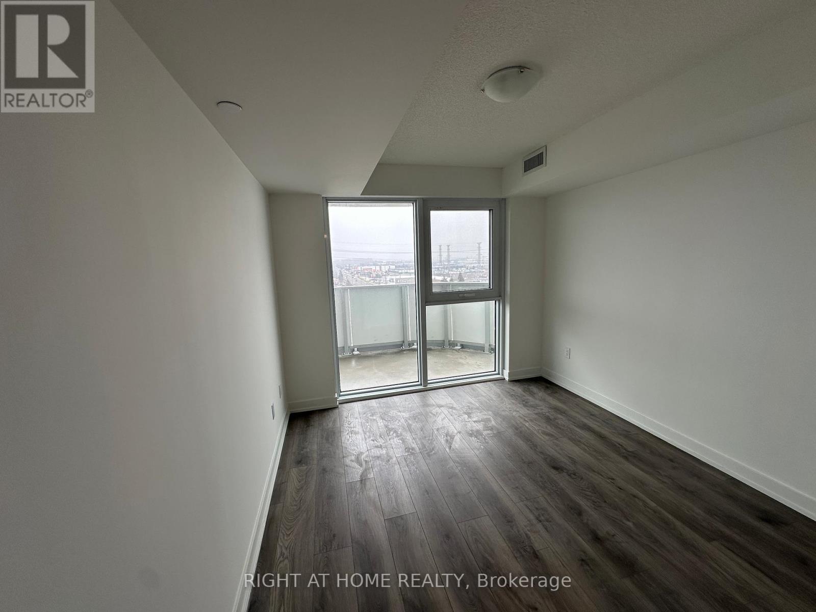 804 - 1010 Sandy Beach Road, Pickering (Bay Ridges), Ontario  L1W 3V9 - Photo 7 - E12857924