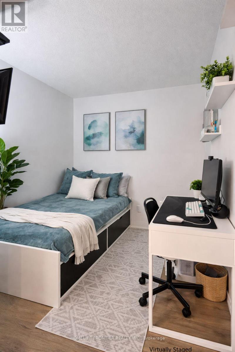 201 - 35 Hunt Avenue, Richmond Hill, Ontario  L4C 4H1 - Photo 10 - N12857898