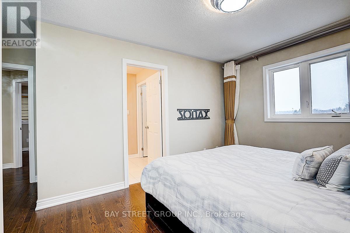 699 Baker Hill Boulevard, Whitchurch-Stouffville, Ontario  L4A 1Y8 - Photo 22 - N12857912