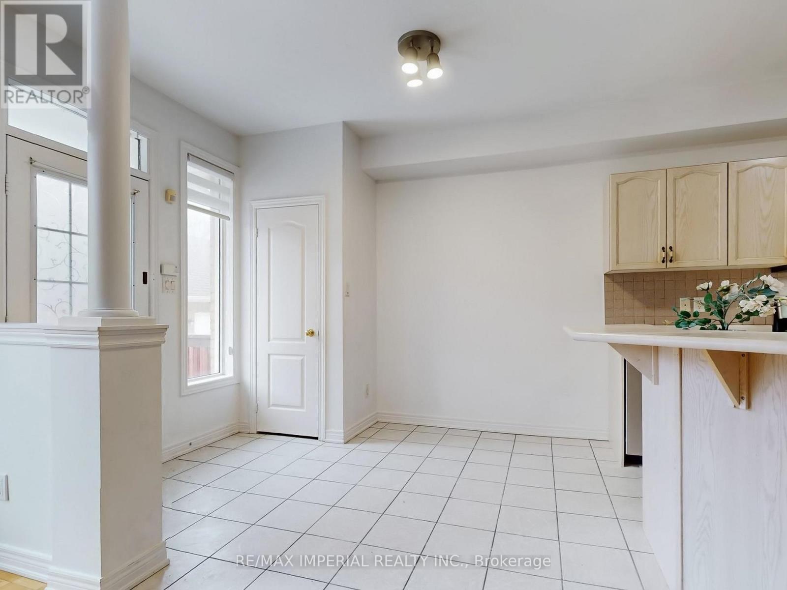 30 Catalina Crescent, Richmond Hill (Rouge Woods), Ontario  L4S 2H7 - Photo 20 - N12857922