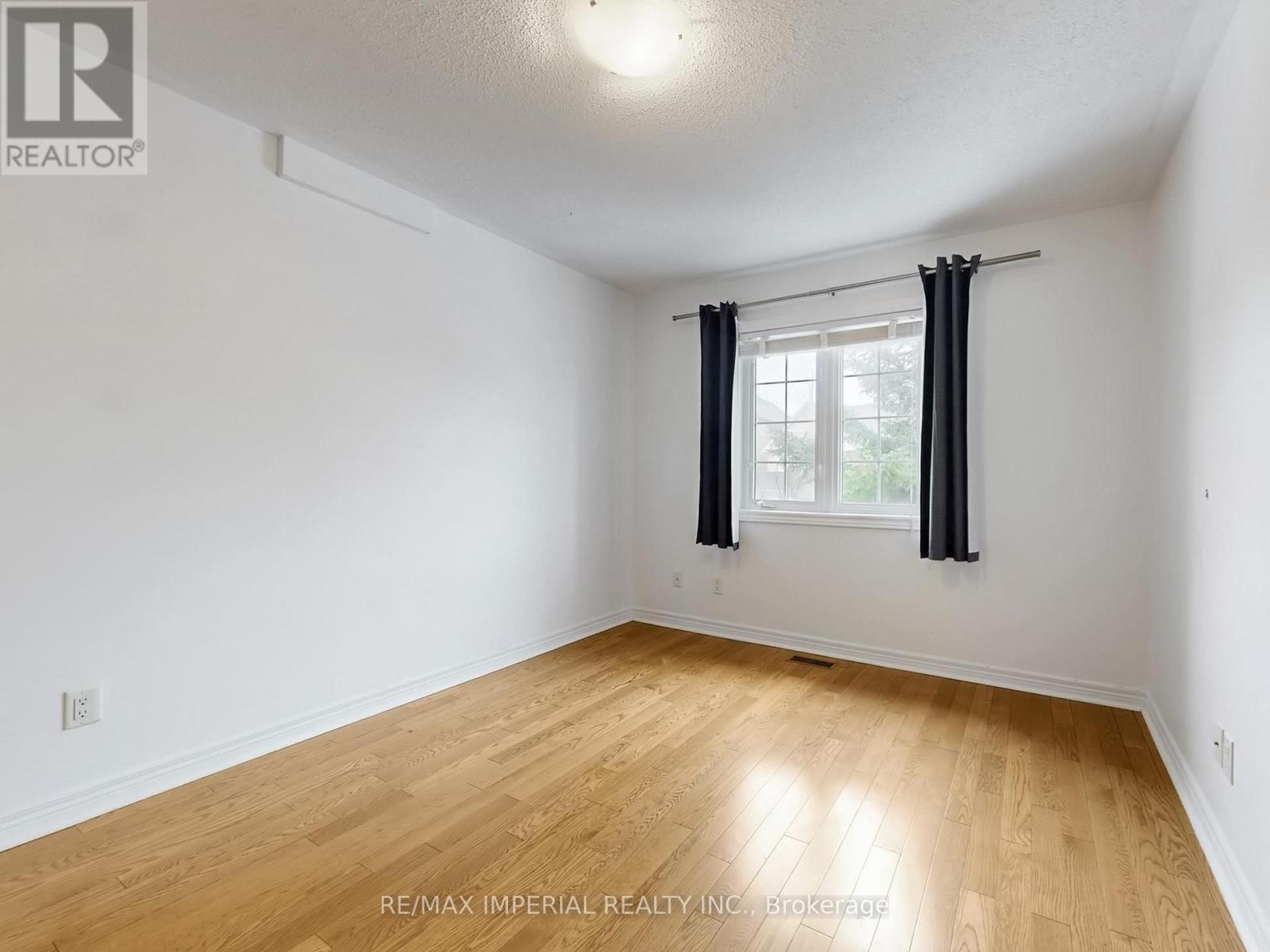 30 Catalina Crescent, Richmond Hill (Rouge Woods), Ontario  L4S 2H7 - Photo 32 - N12857922