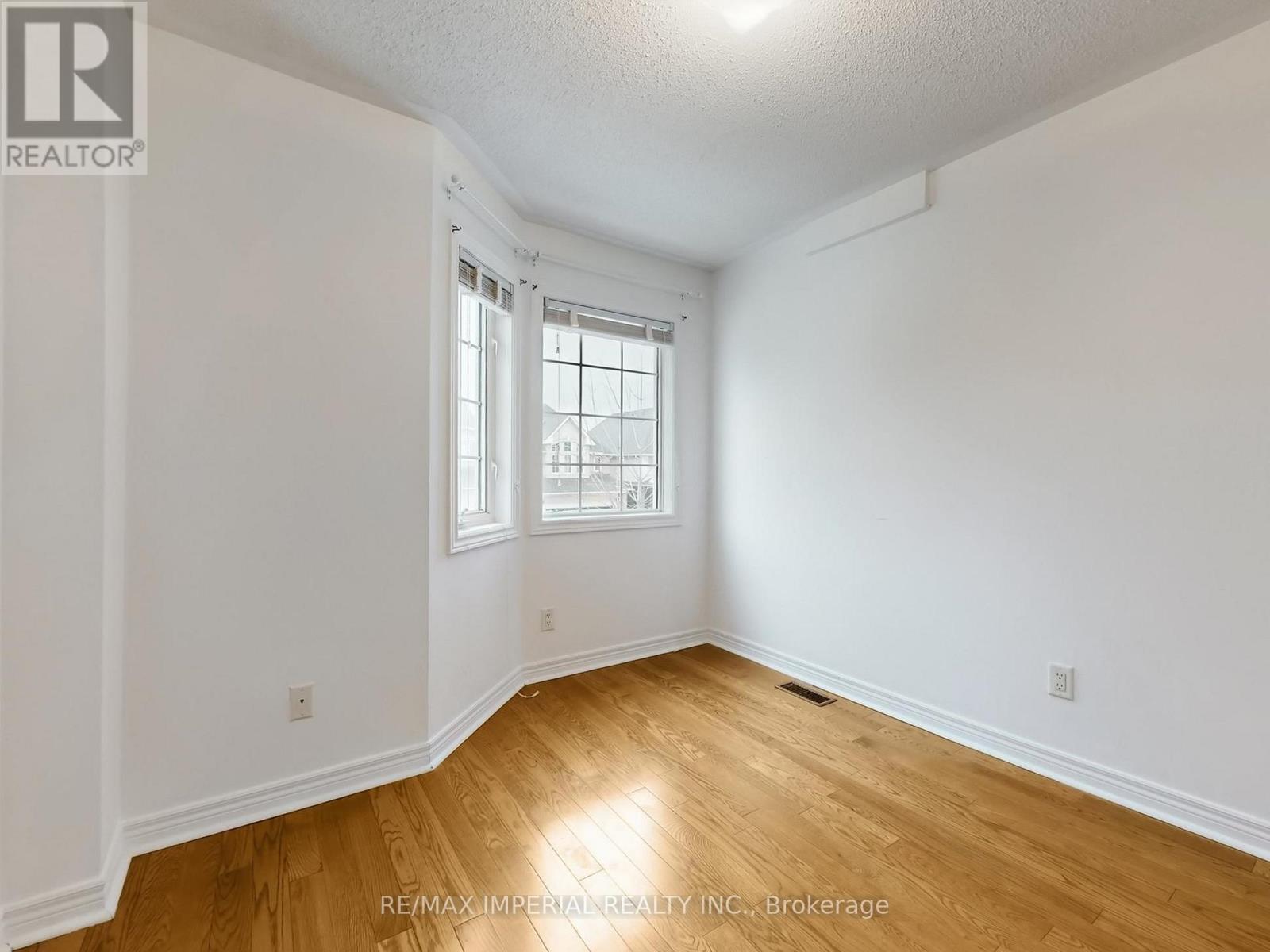 30 Catalina Crescent, Richmond Hill (Rouge Woods), Ontario  L4S 2H7 - Photo 34 - N12857922