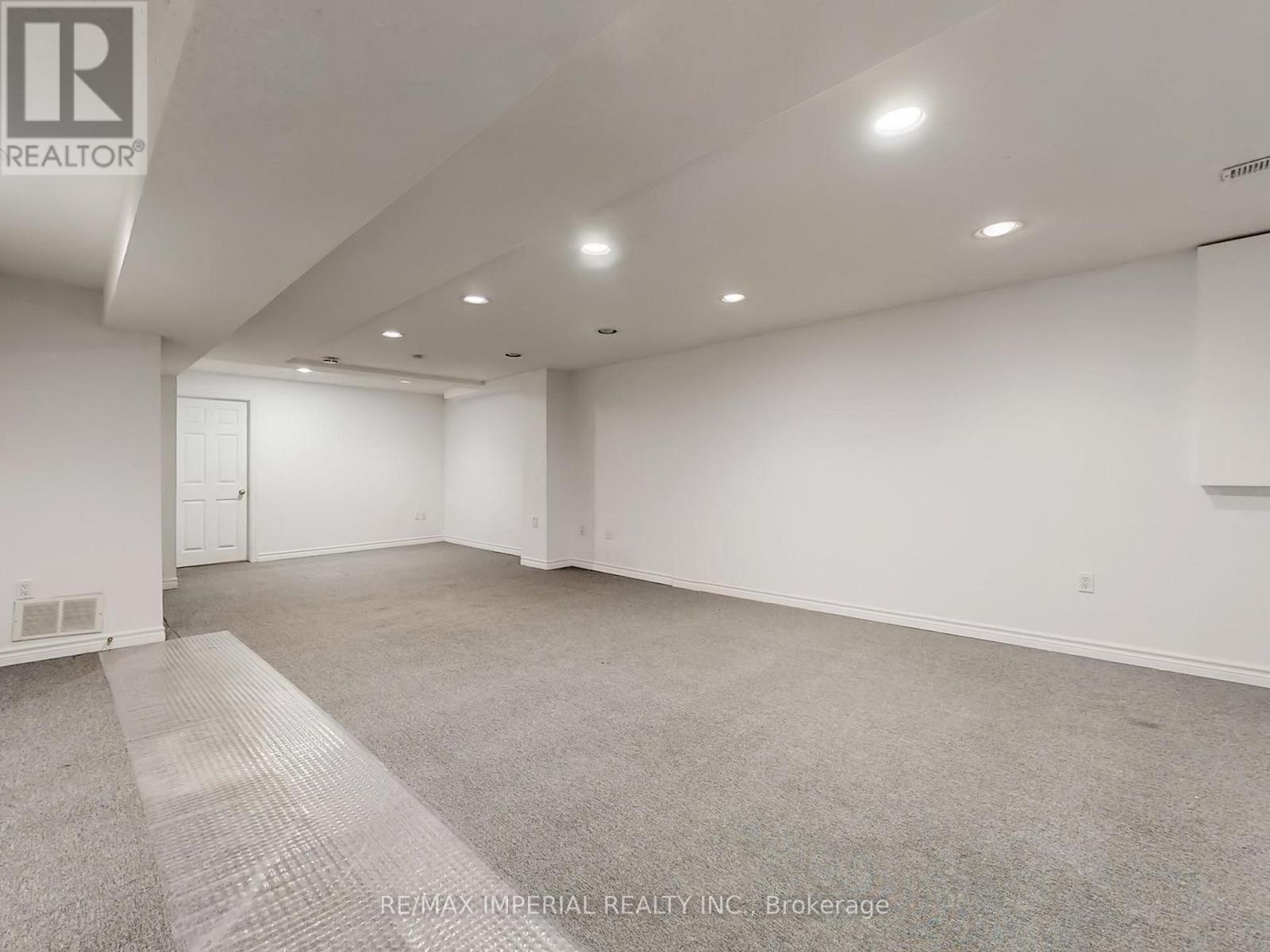 30 Catalina Crescent, Richmond Hill (Rouge Woods), Ontario  L4S 2H7 - Photo 39 - N12857922