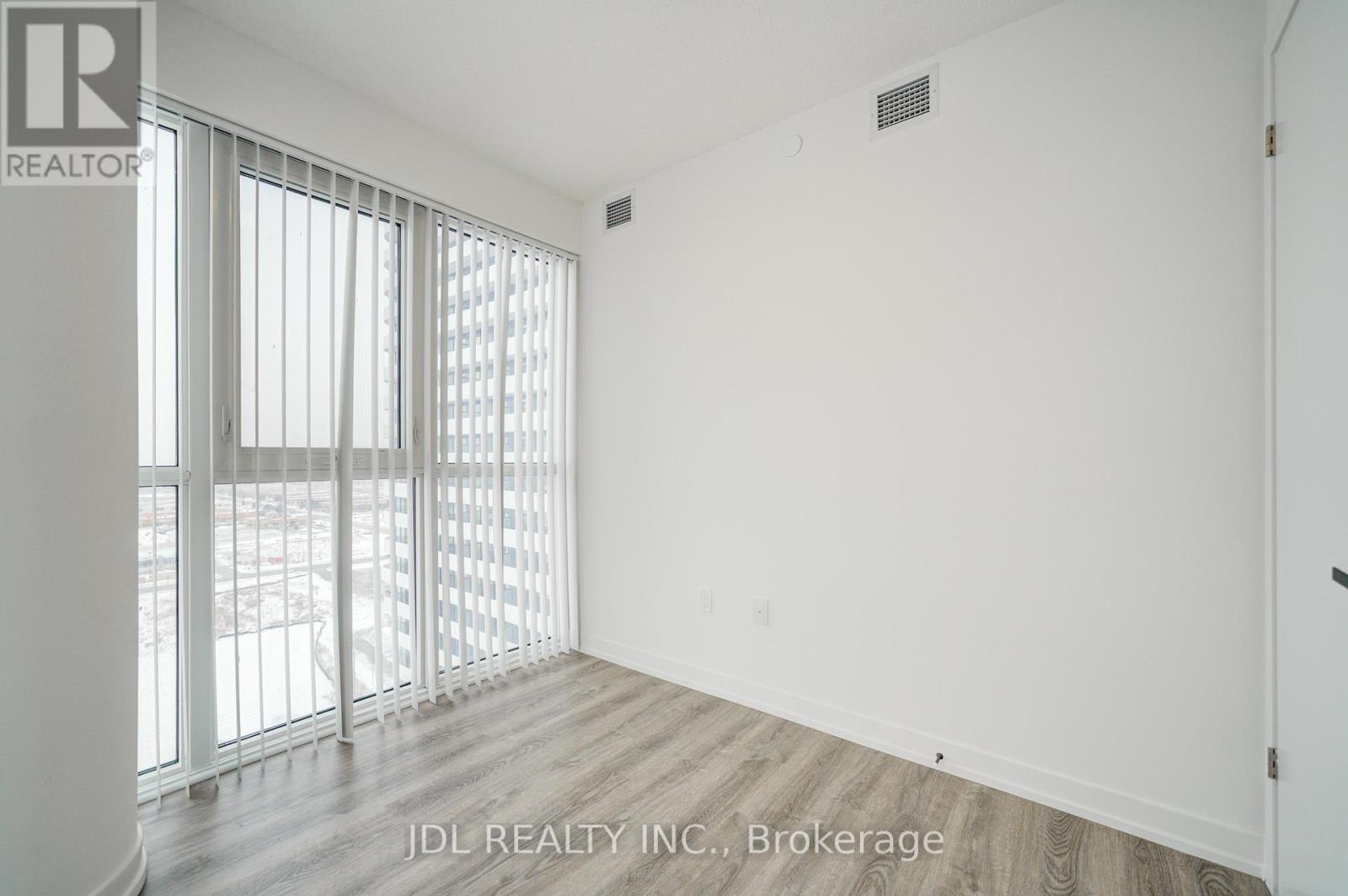 195 Commerce Street, Vaughan (Vaughan Corporate Centre), Ontario  L4K 0P9 - Photo 12 - N12857948