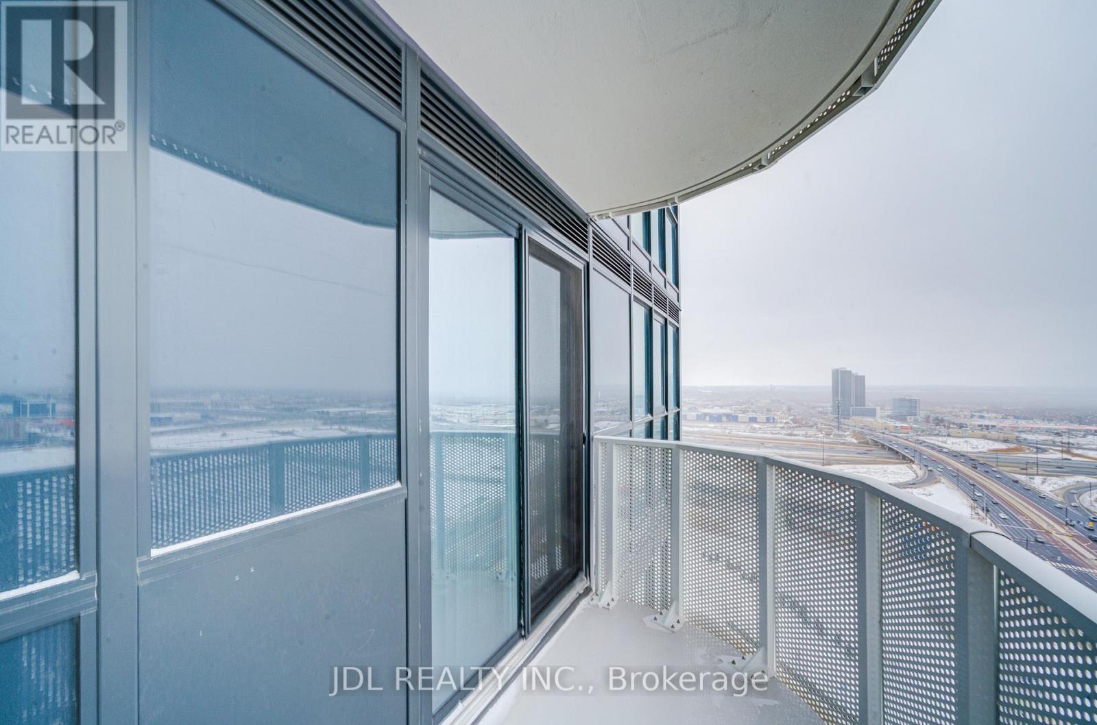 195 Commerce Street, Vaughan (Vaughan Corporate Centre), Ontario  L4K 0P9 - Photo 19 - N12857948