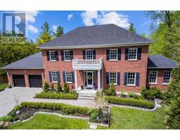 215 DOCK ROAD, Barrie, Ontario