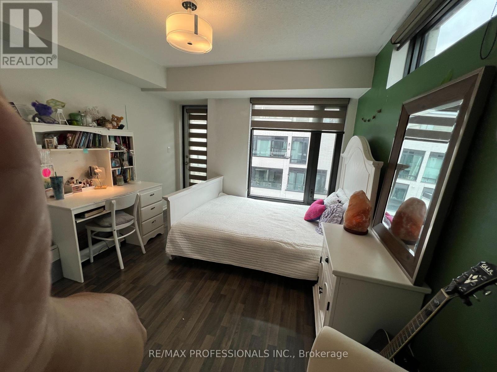 134 Widdicombe Hill, Toronto, Ontario  M9R 0A9 - Photo 13 - W12857920