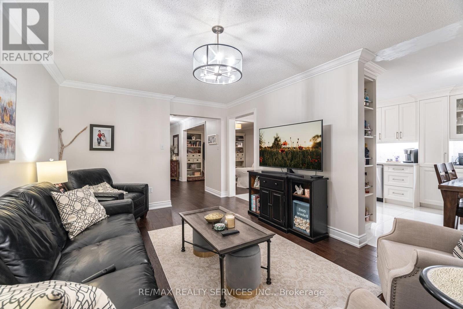 13 Emily Carr Crescent, Caledon, Ontario  L7E 2L1 - Photo 13 - W12857928