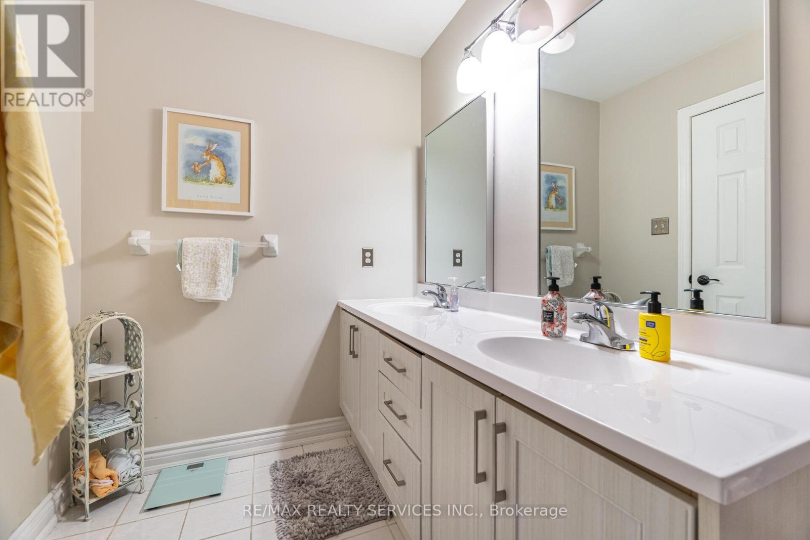 13 Emily Carr Crescent, Caledon, Ontario  L7E 2L1 - Photo 23 - W12857928